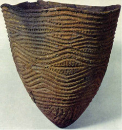 Образец древней керамики Дземон